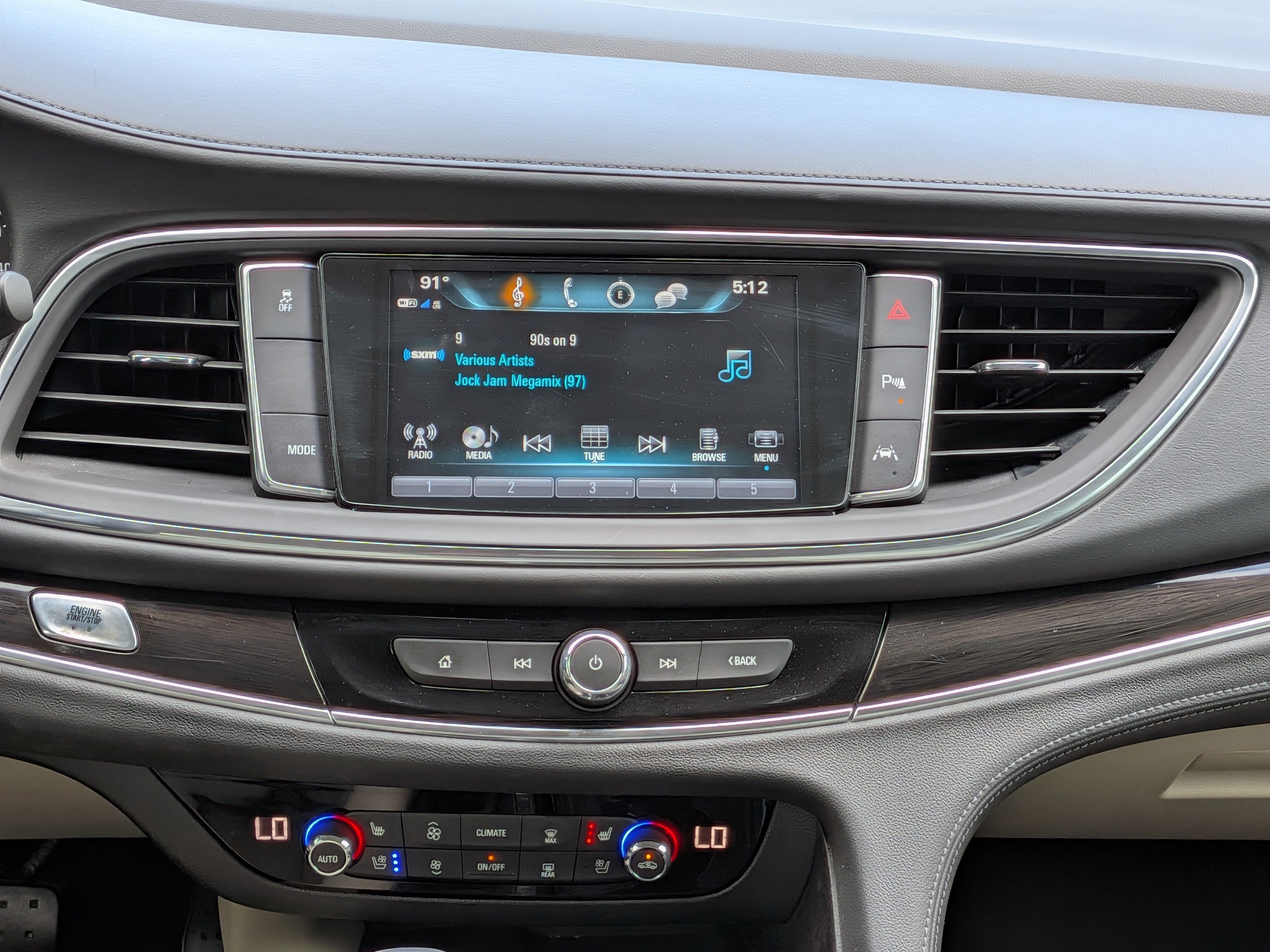 2019 Buick Enclave Premium - Photo 19