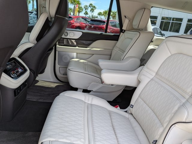 2019 Lincoln Navigator L Black Label