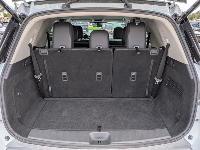 2025 Nissan Pathfinder SL FWD