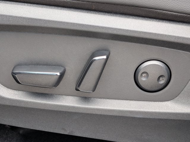 2025 Nissan Pathfinder SL FWD