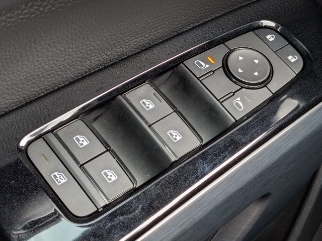 2025 Nissan Pathfinder SL FWD