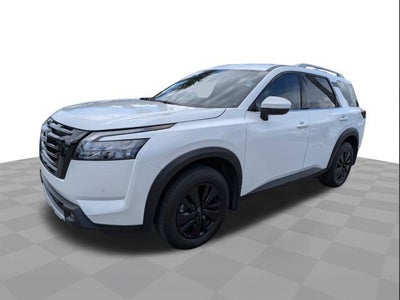2025 Nissan Pathfinder SL FWD