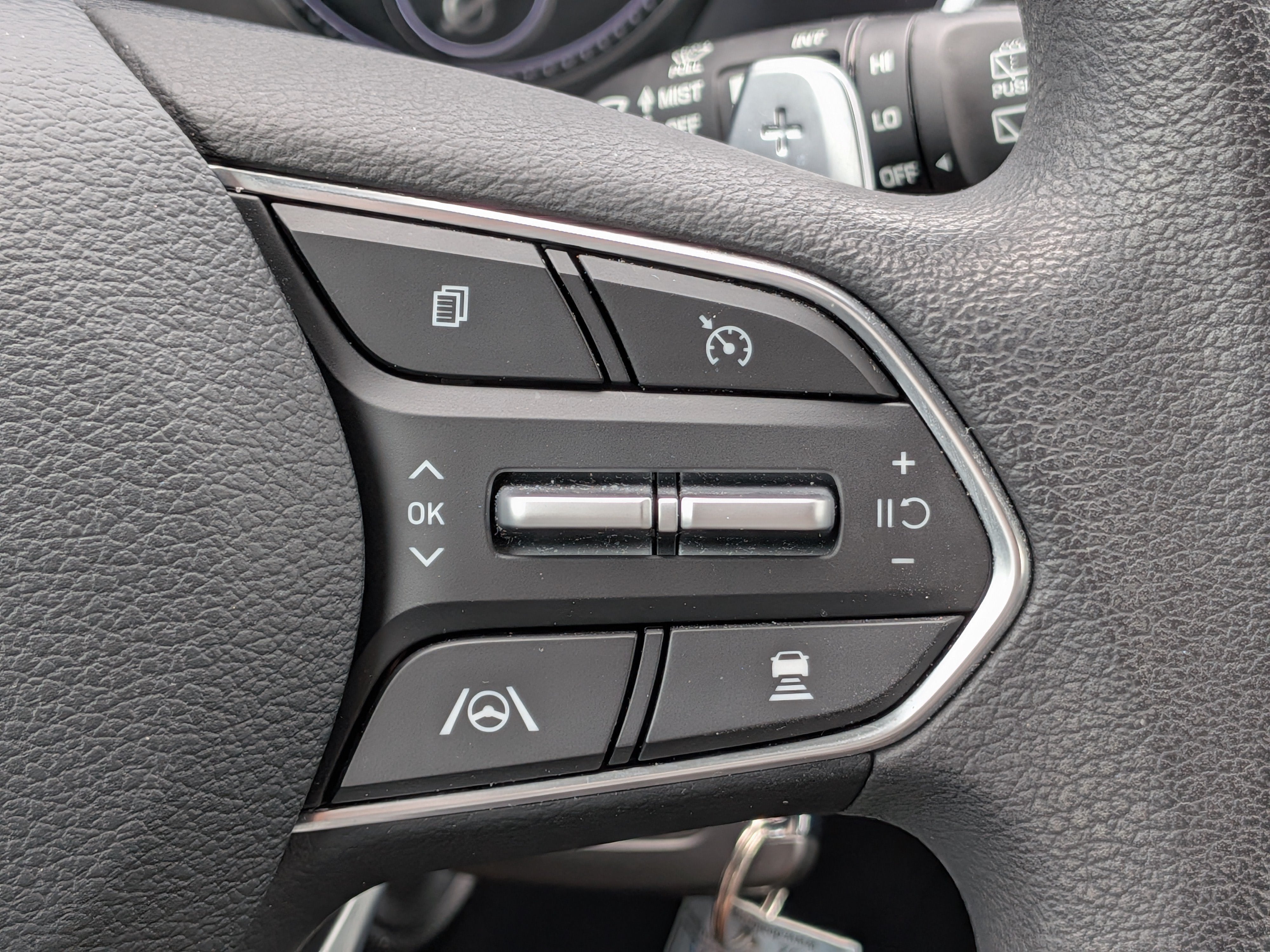 2021 Hyundai Santa Fe SE