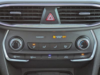 2020 Hyundai Santa Fe SE