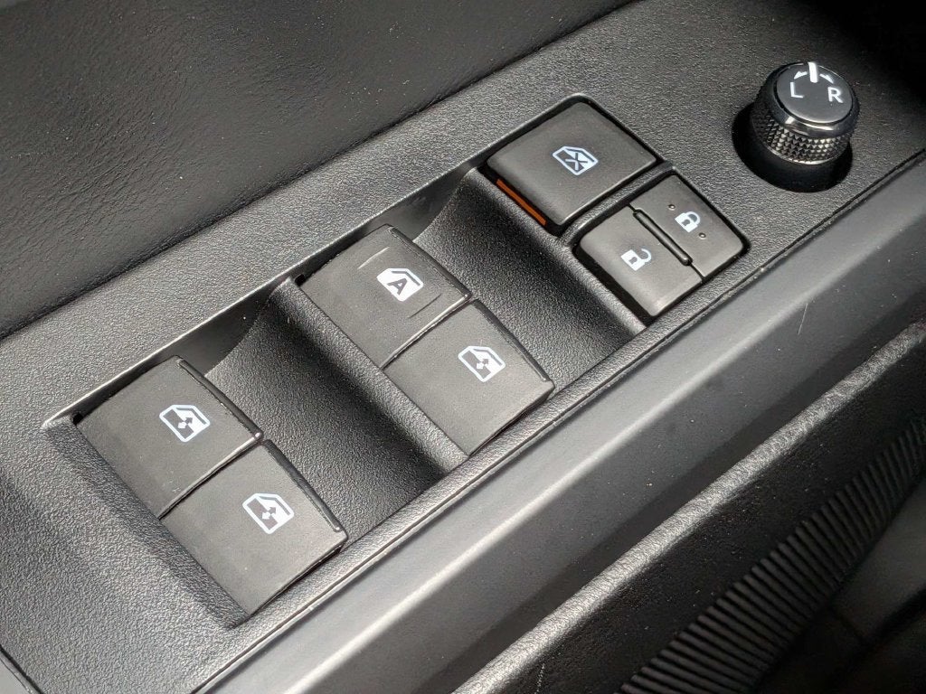 2019 Toyota Tacoma SR