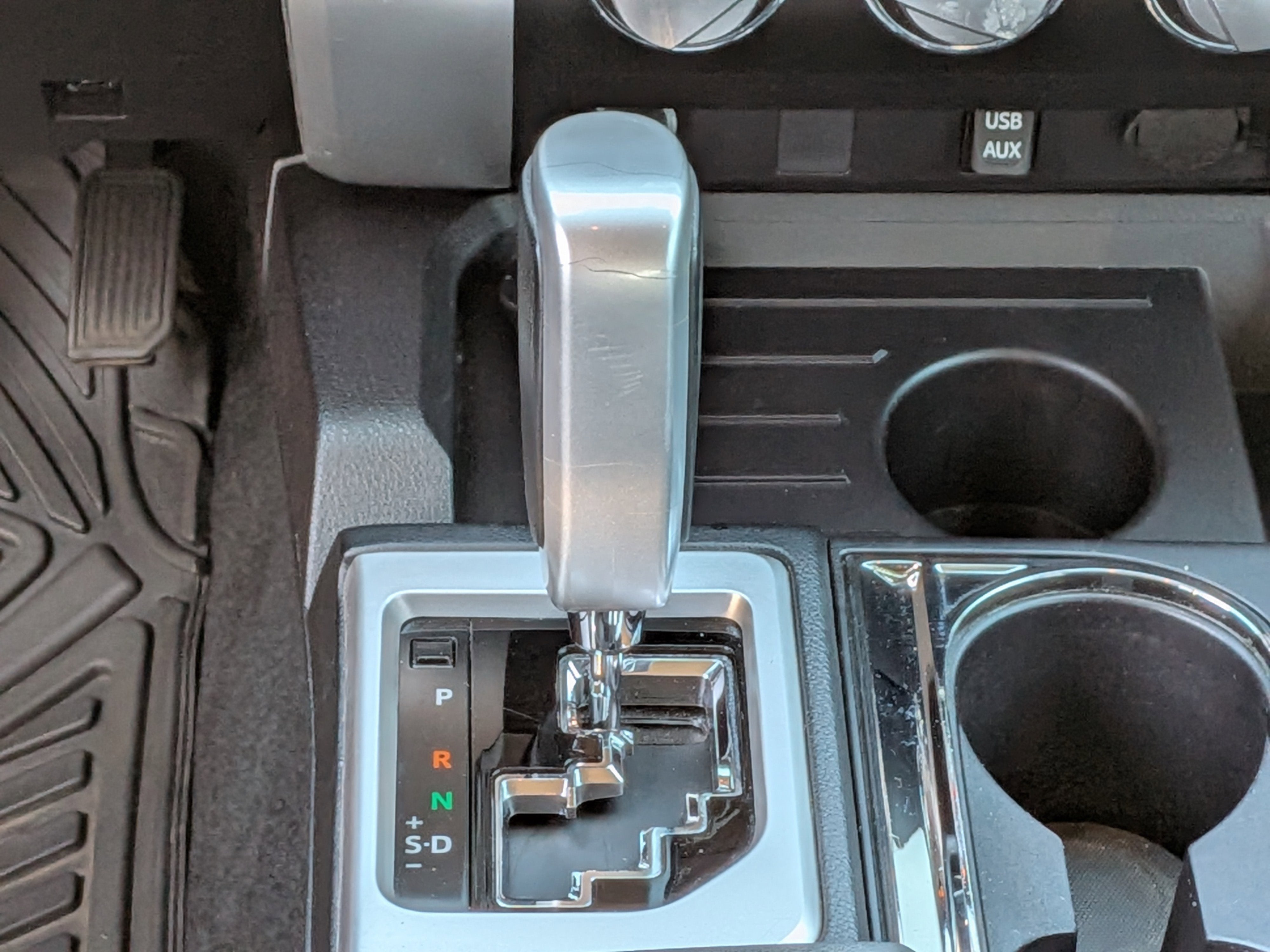 2015 Toyota Tundra SR5 5.7L V8