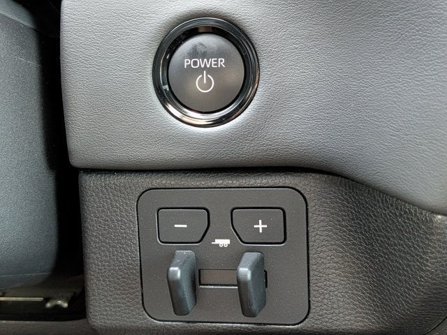2026 Toyota Tundra Hybrid Platinum Hybrid CrewMax 5.5' Bed