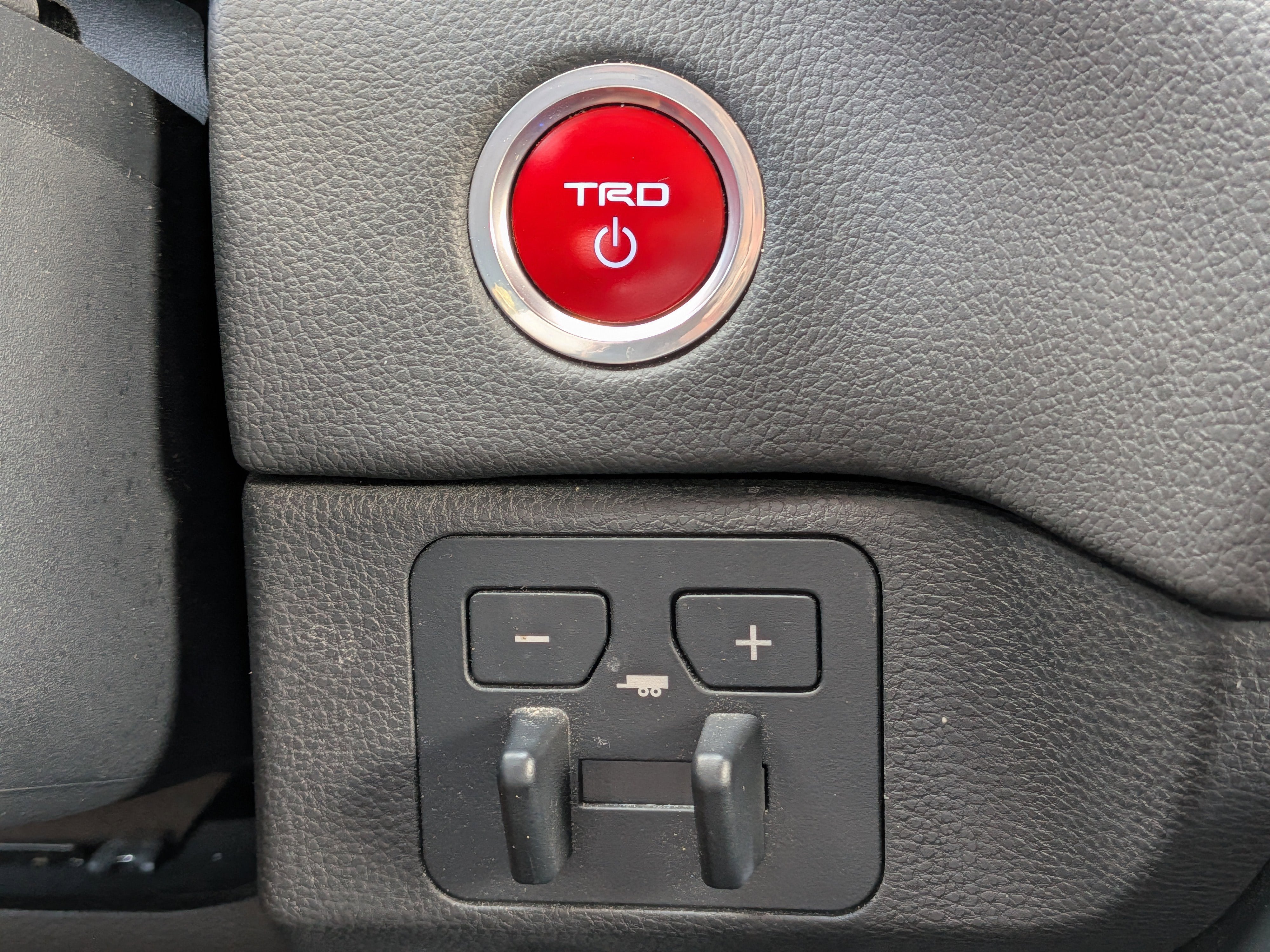 2022 Toyota Tundra Hybrid TRD Pro