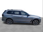 2024 BMW X7 M60i