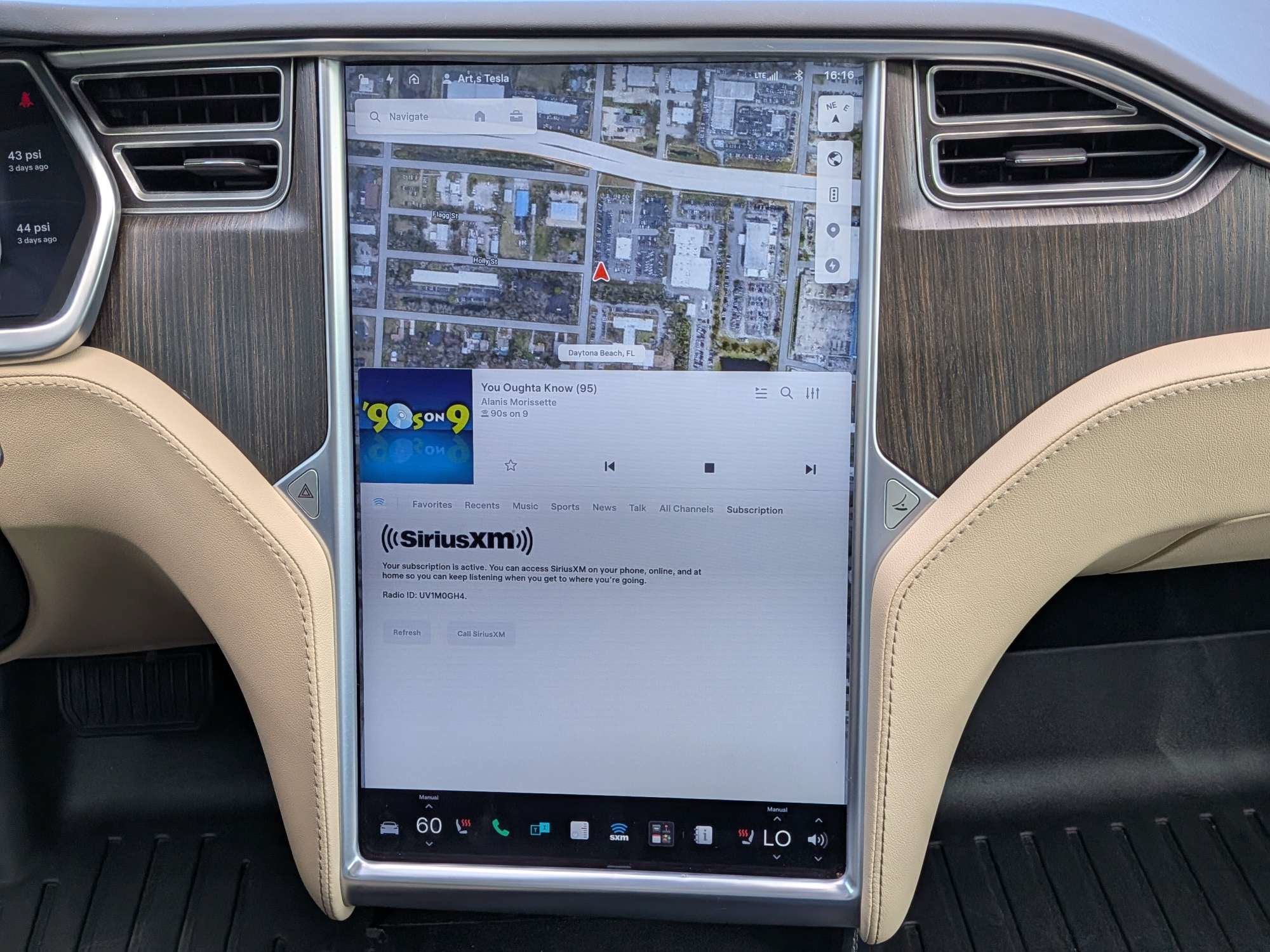 2013 Tesla Model S Base