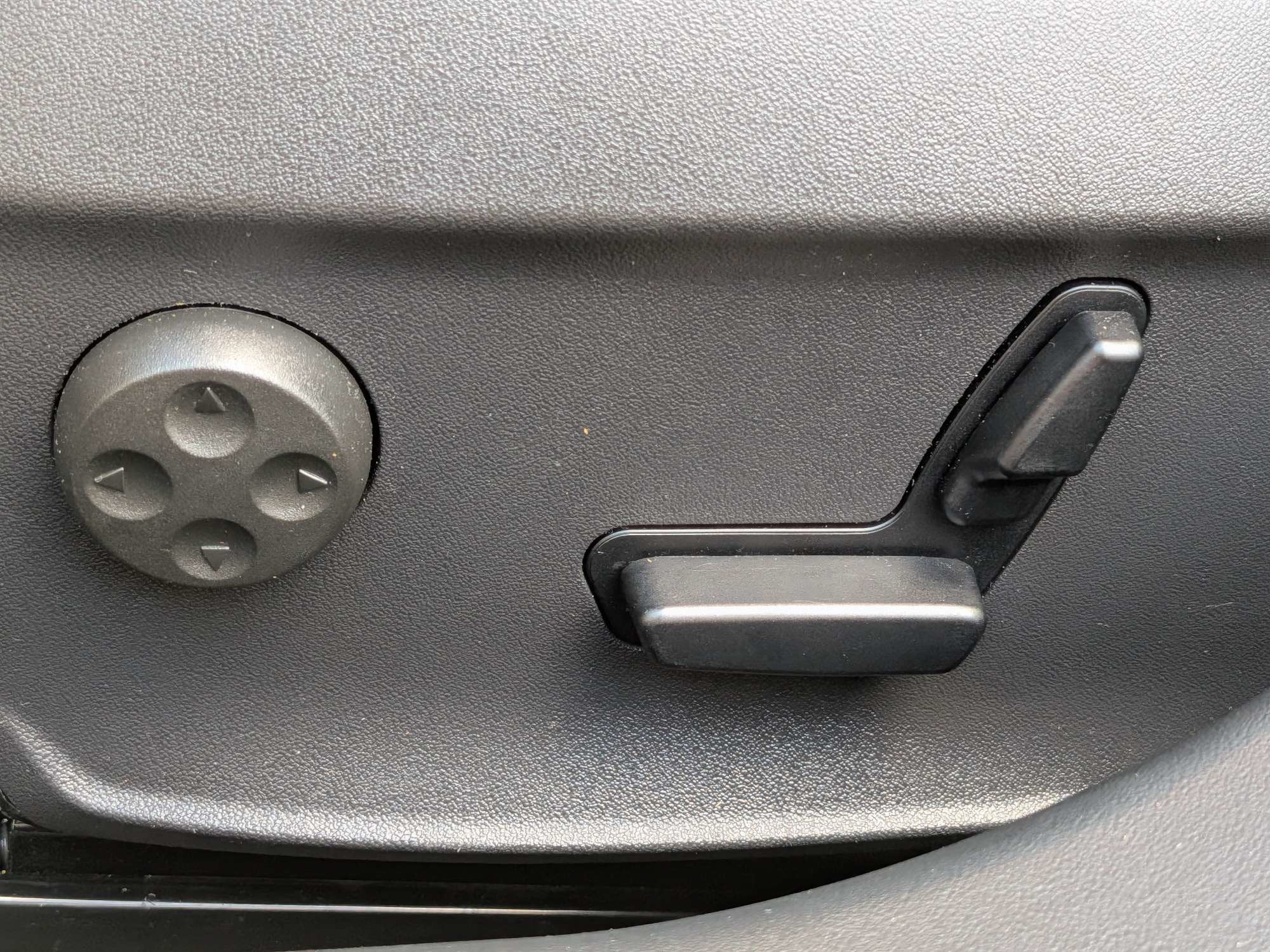 2013 Tesla Model S Base