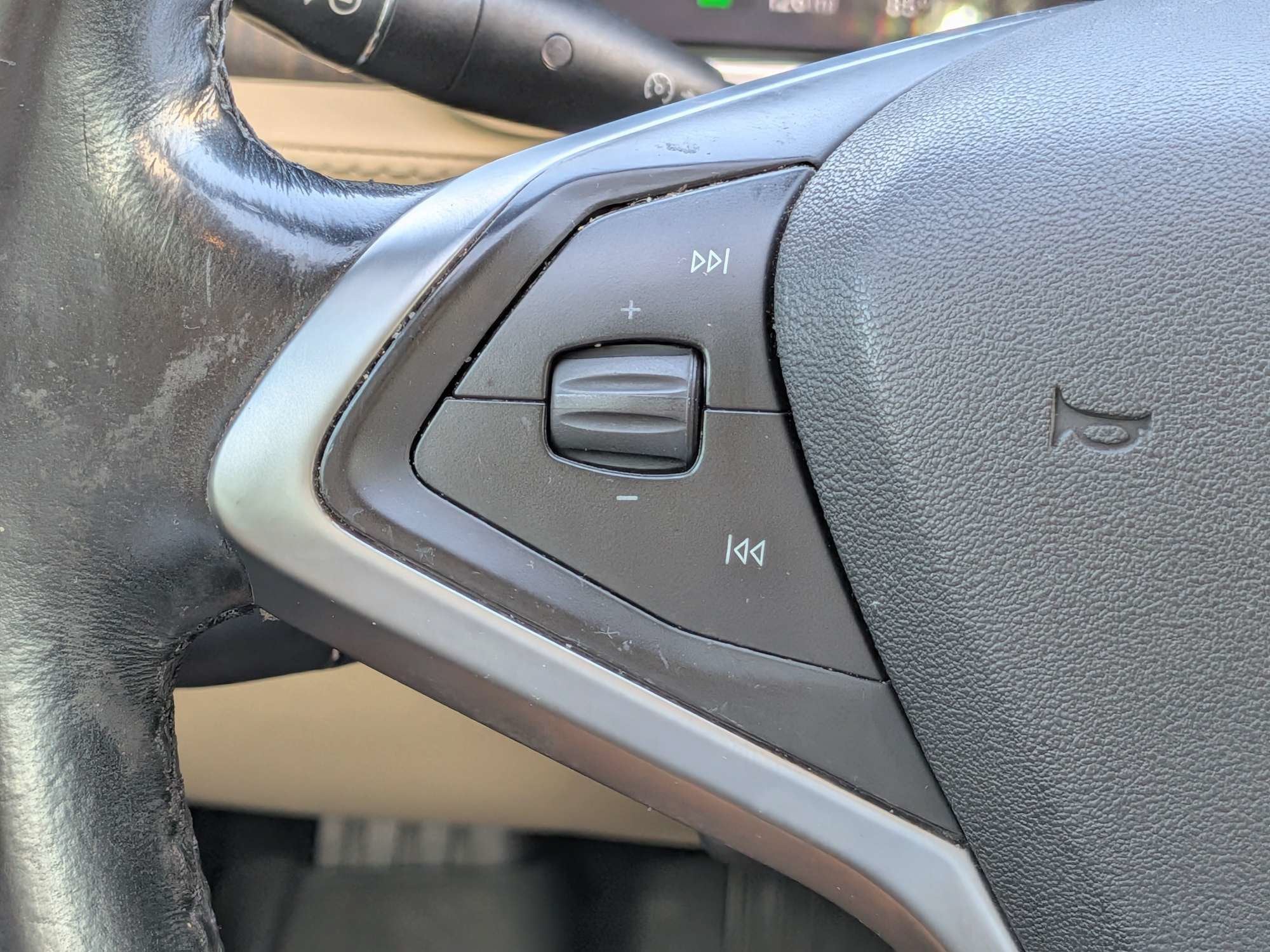 2013 Tesla Model S Base