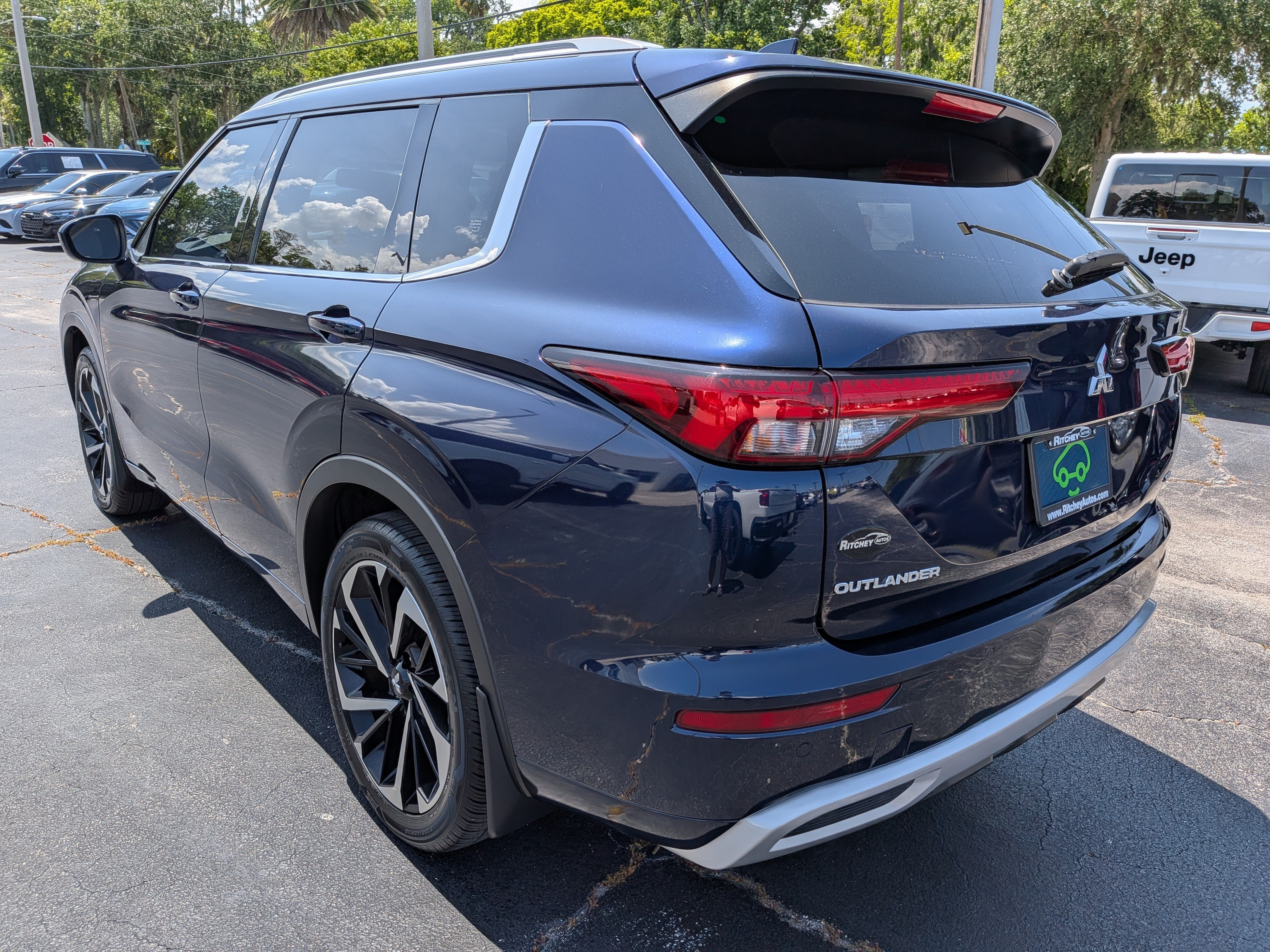 2024 Mitsubishi Outlander SEL
