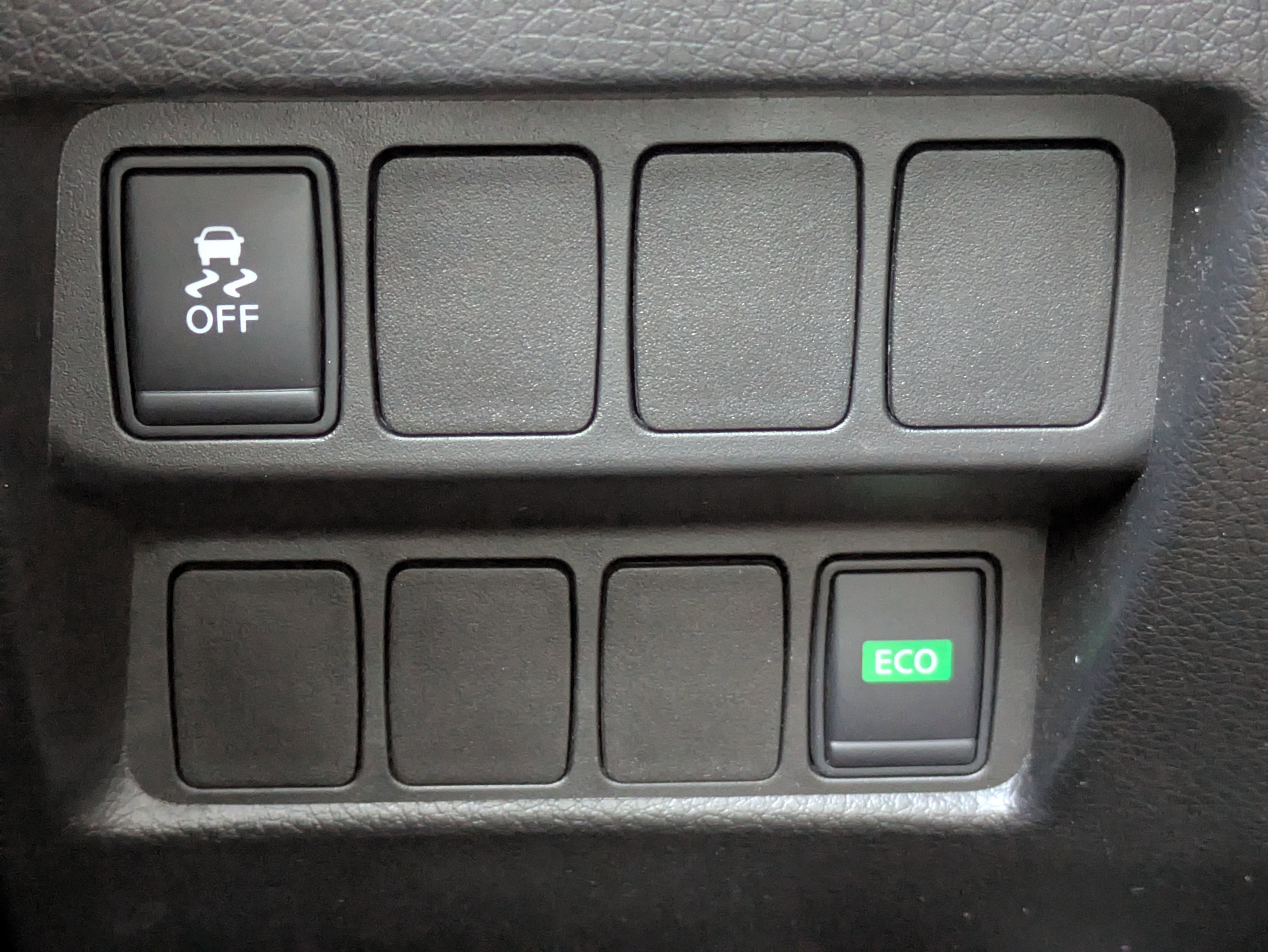 2018 Nissan Rogue Sport SV