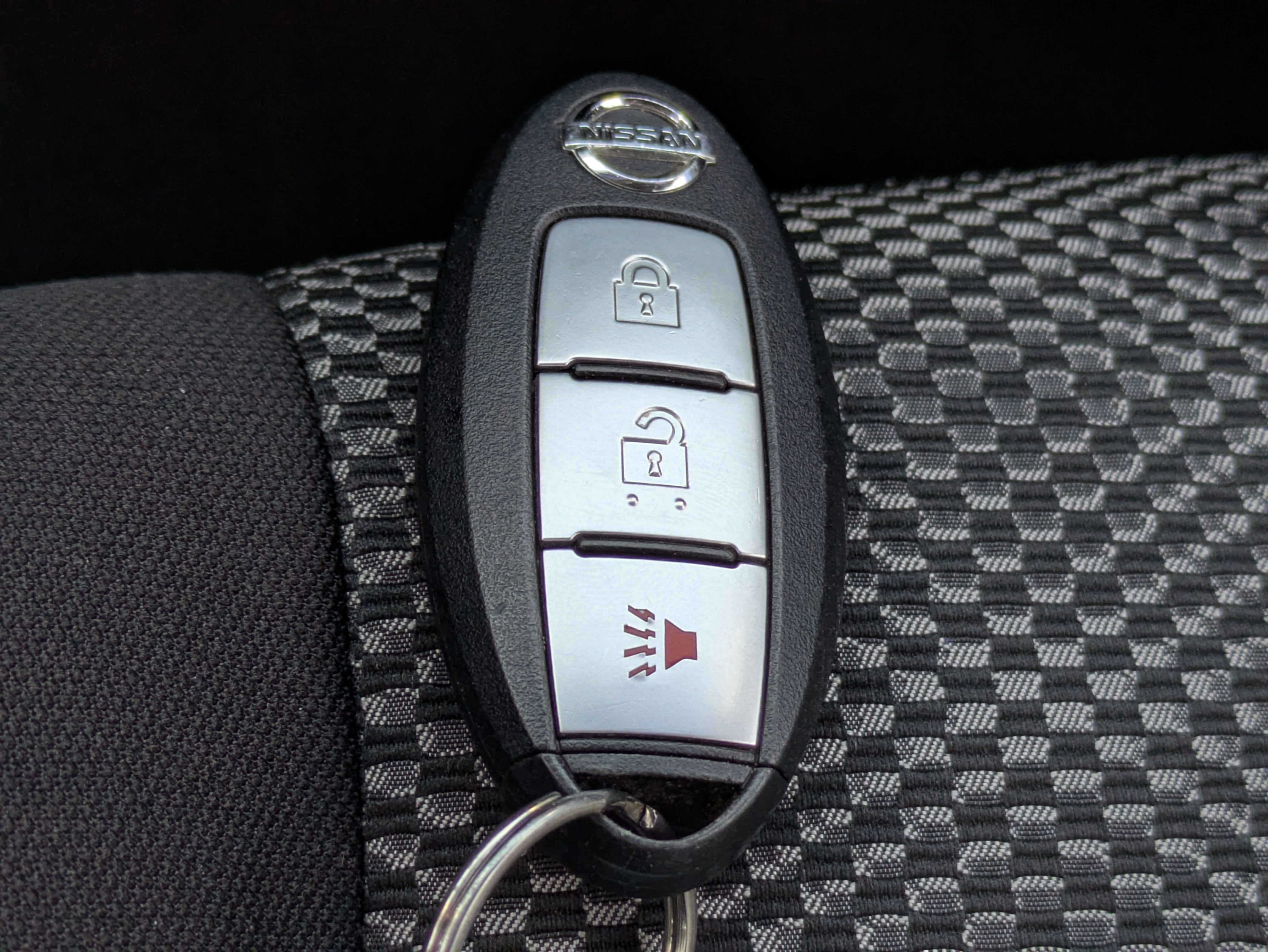 2018 Nissan Rogue Sport SV