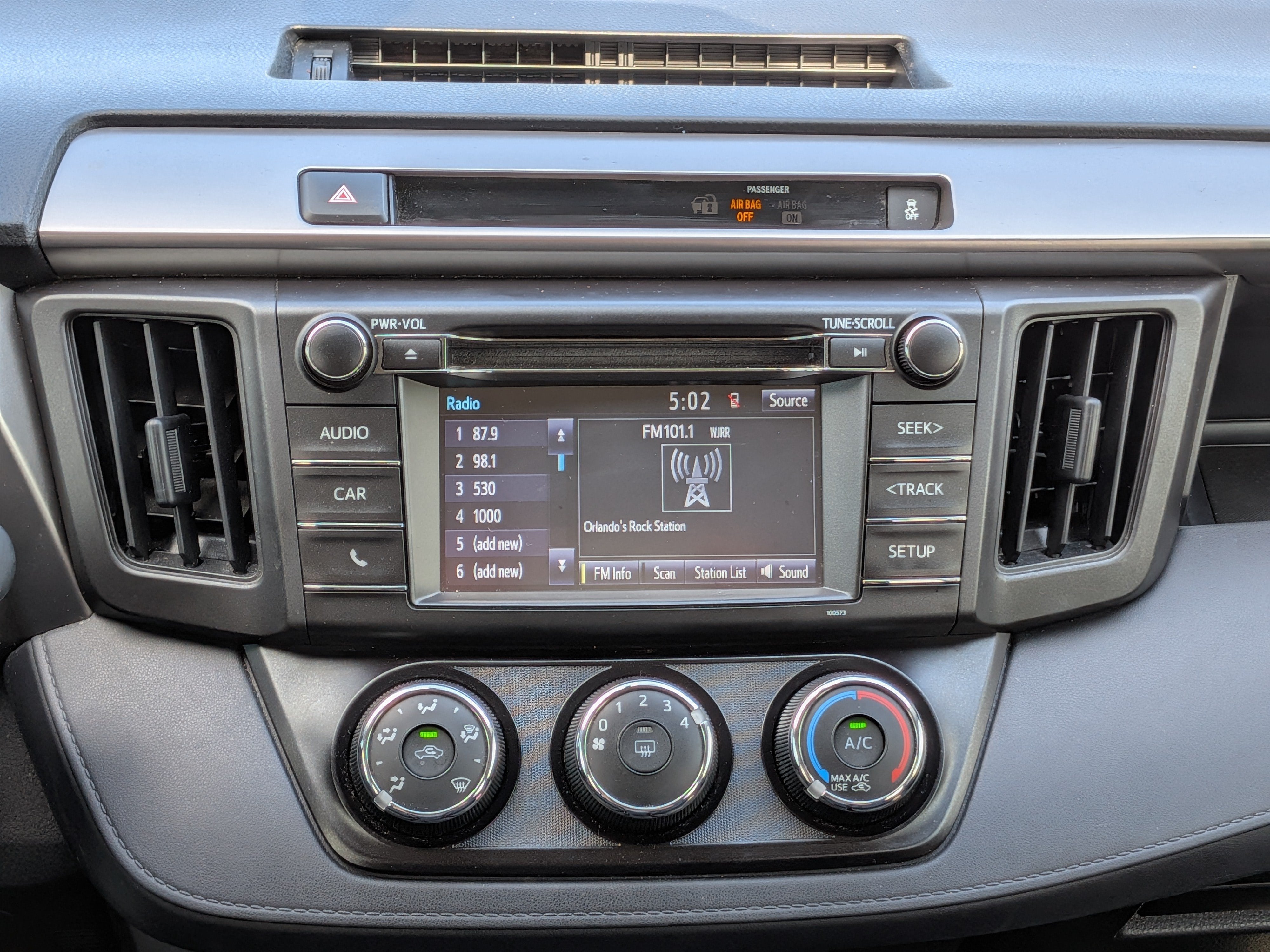 2016 Toyota RAV4 LE