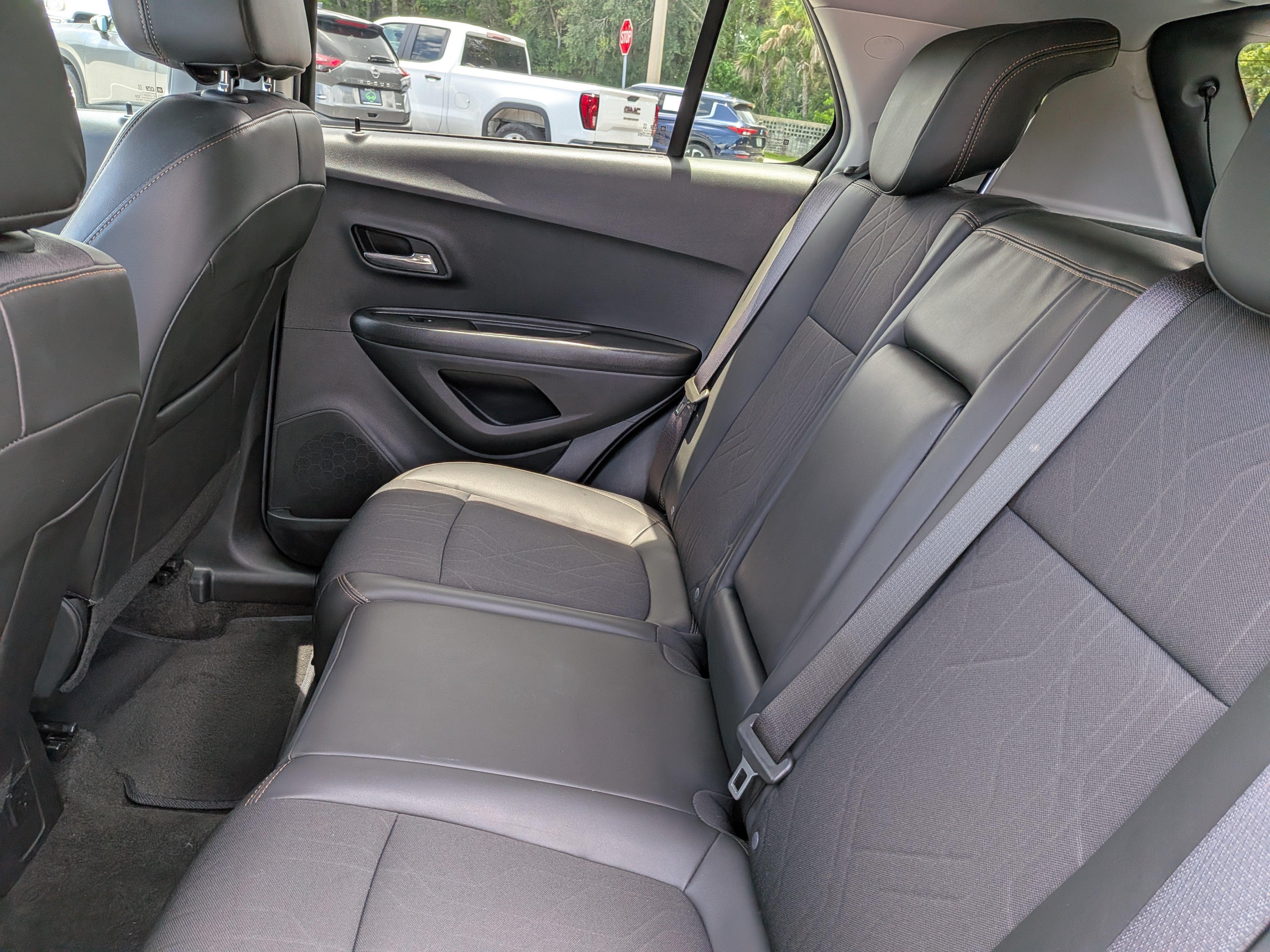 2022 Chevrolet Trax LT - Photo 16