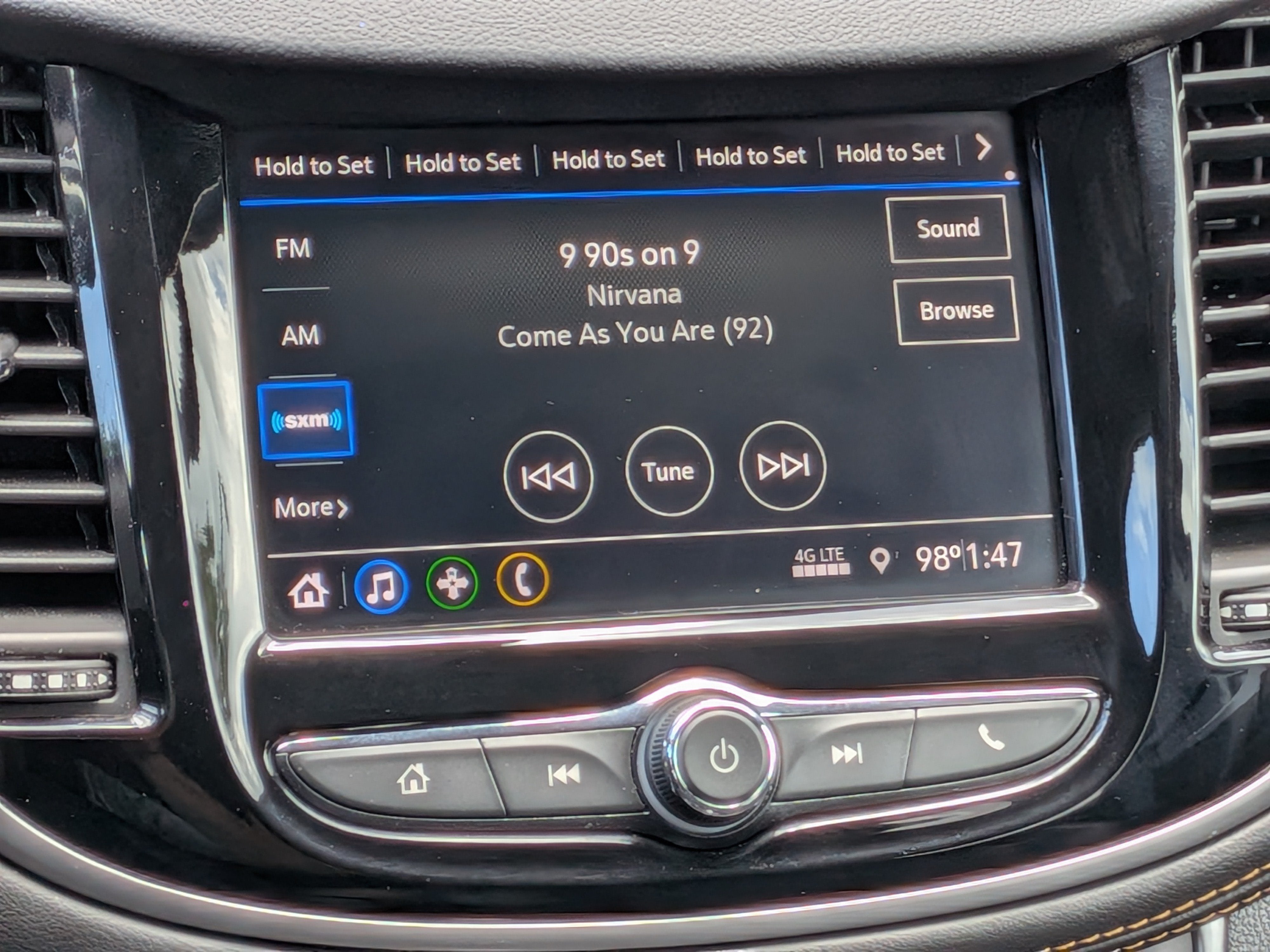 2022 Chevrolet Trax LT - Photo 18