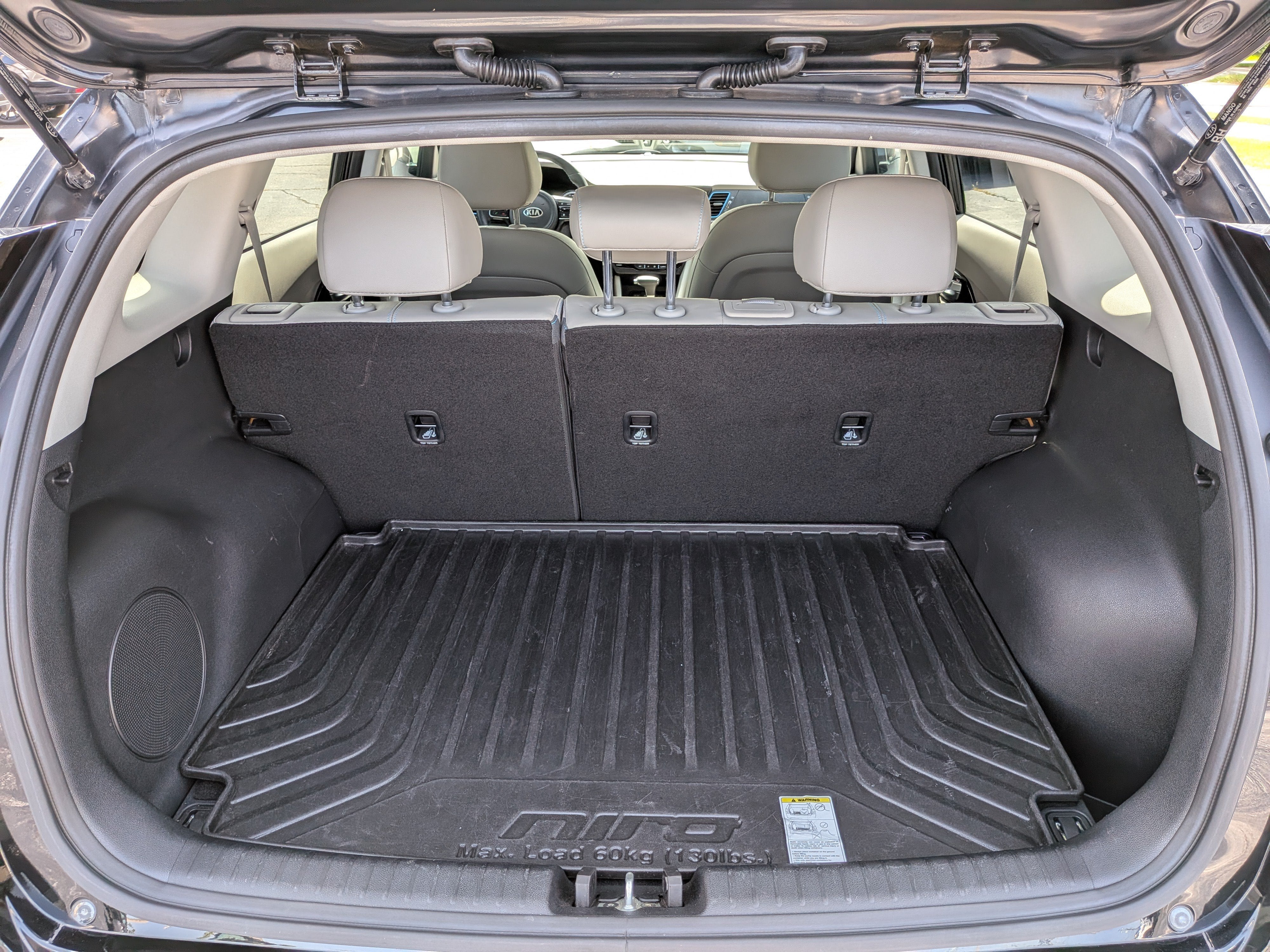 2019 Kia Niro Touring - Photo 17