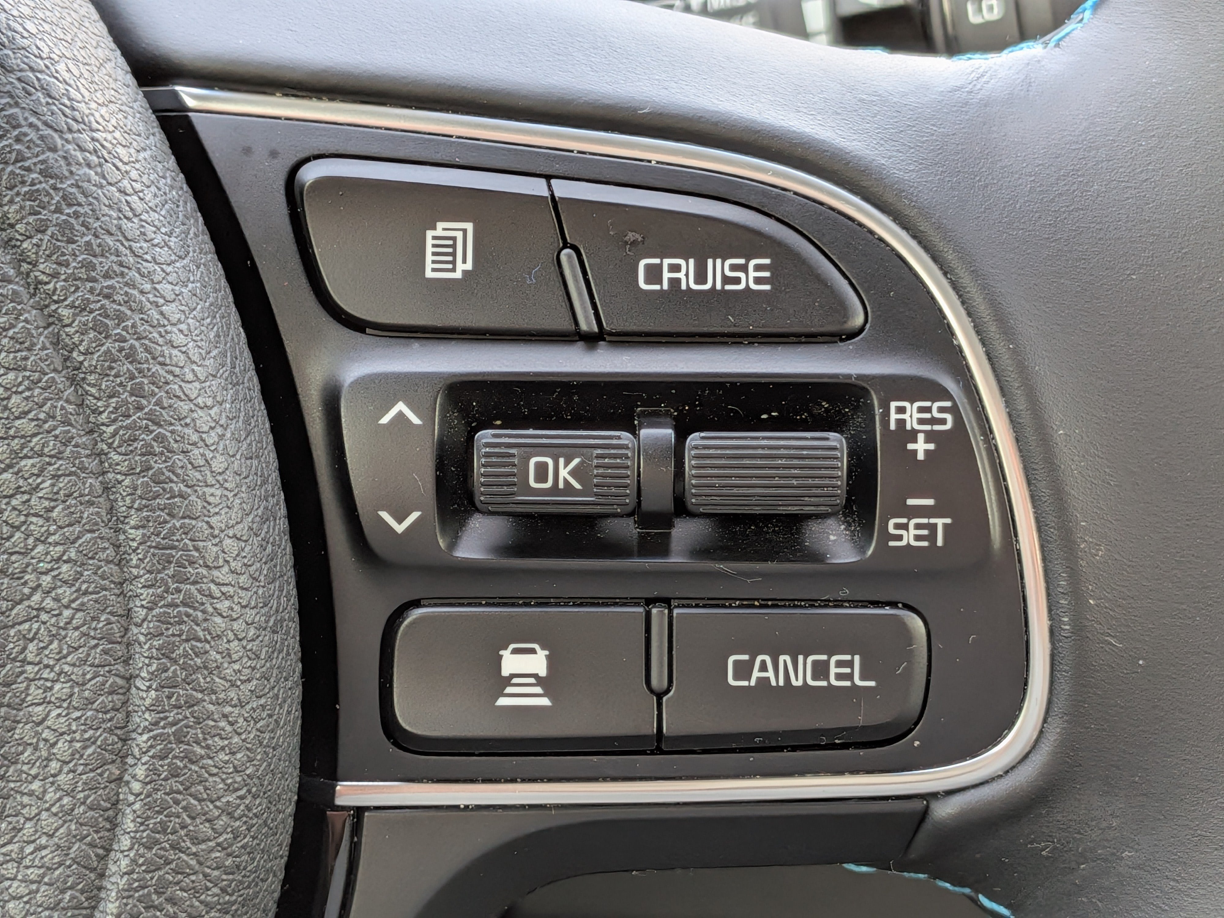 2019 Kia Niro Touring - Photo 27