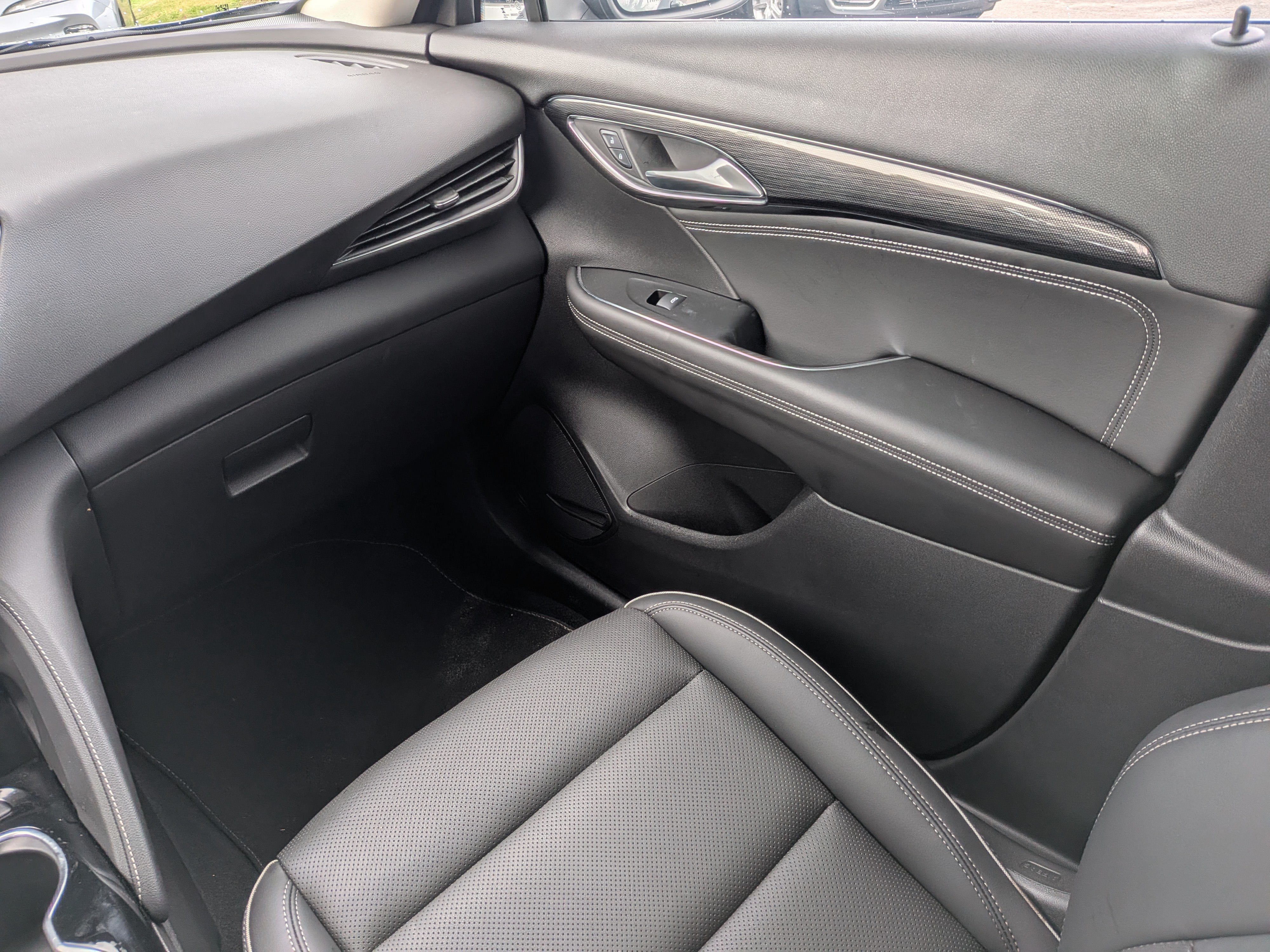 2023 Buick Envision Essence - Photo 15