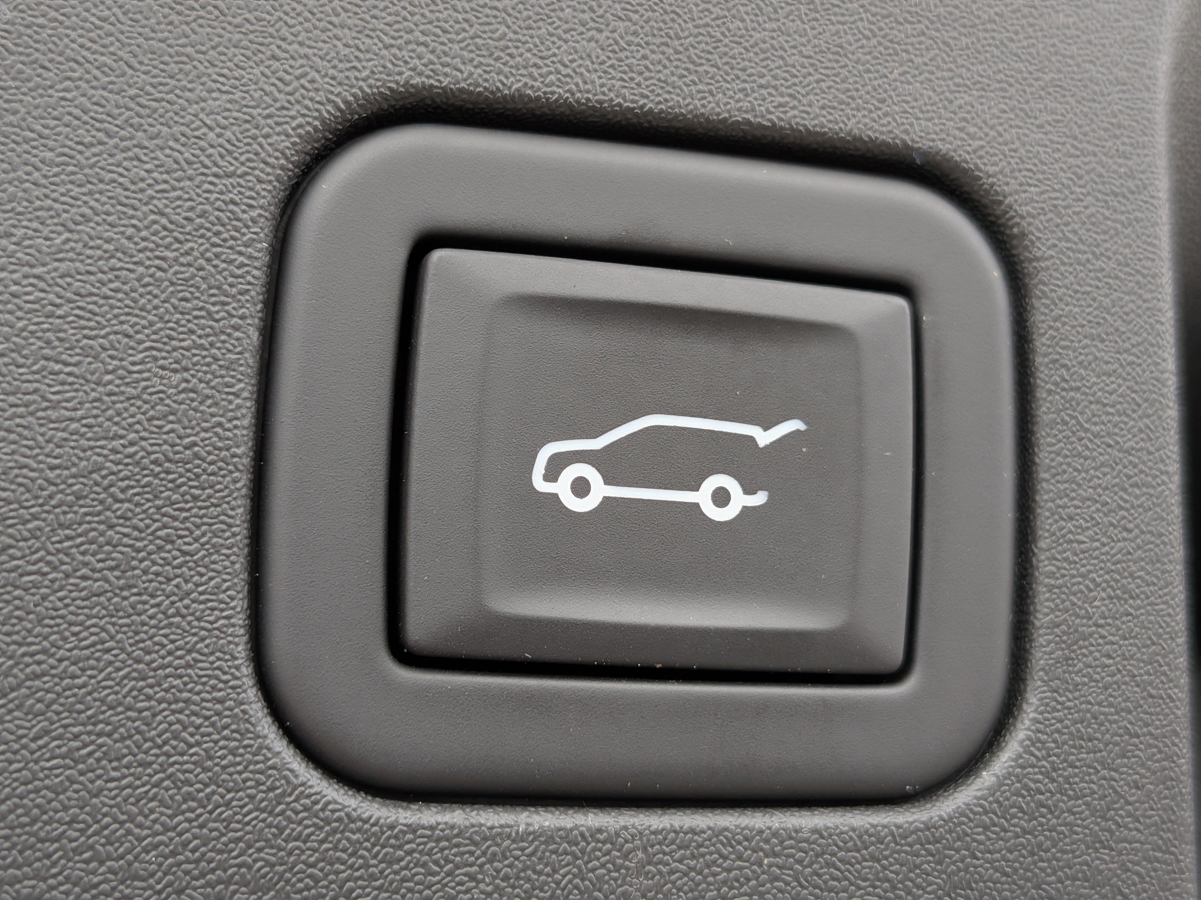 2023 Buick Envision Essence - Photo 18