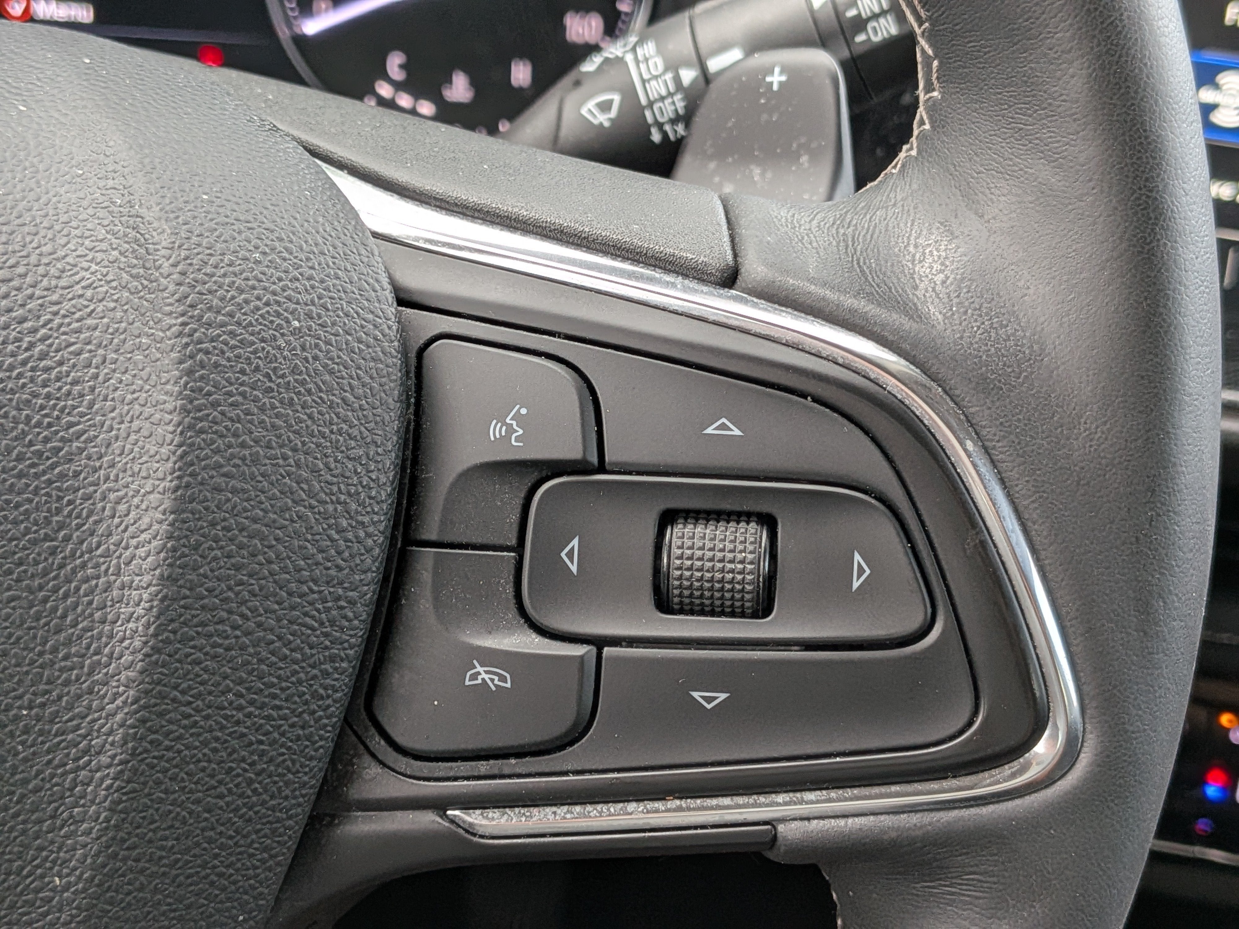 2023 Buick Envision Essence - Photo 26