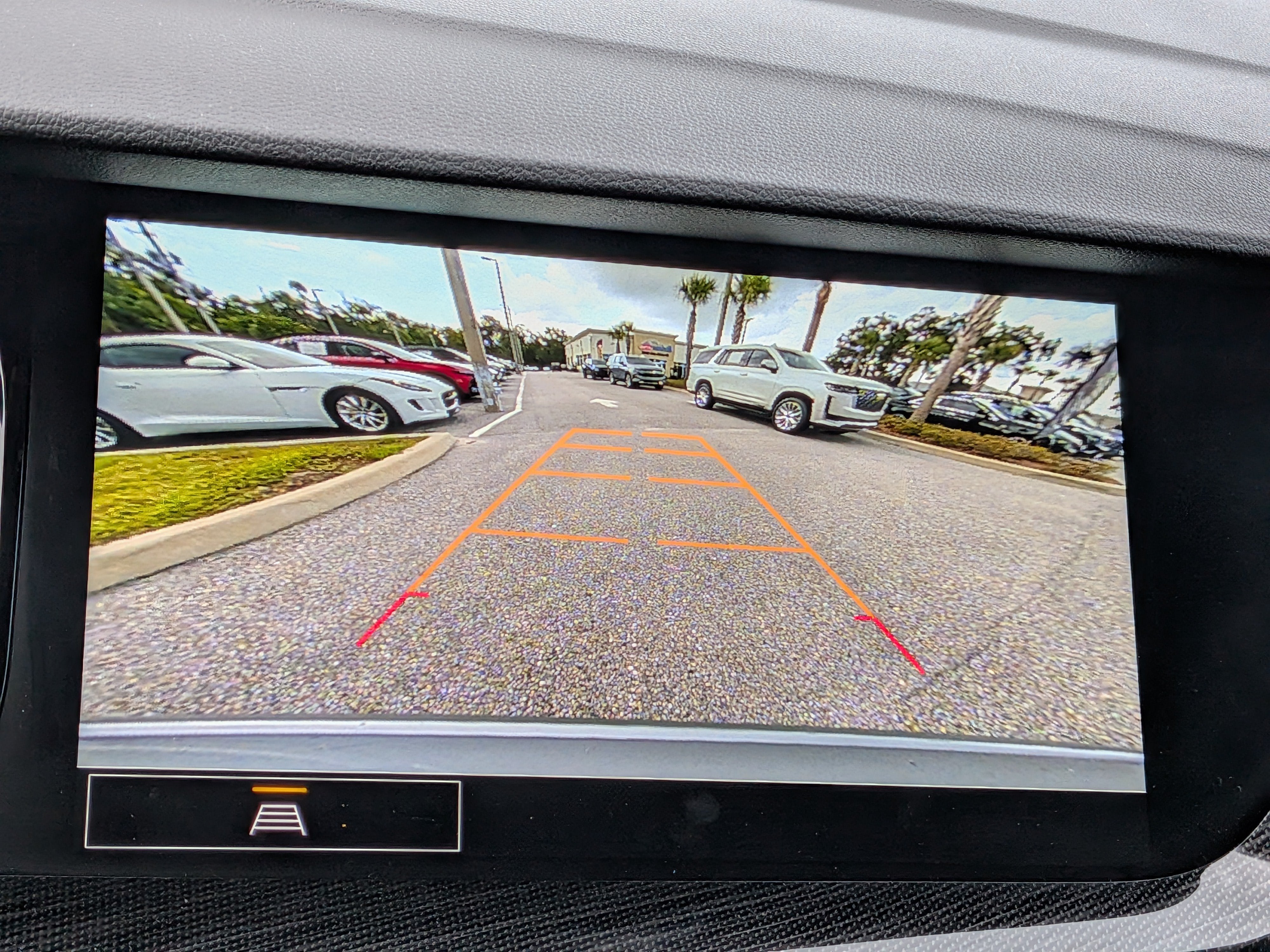 2023 Buick Envision Essence - Photo 29