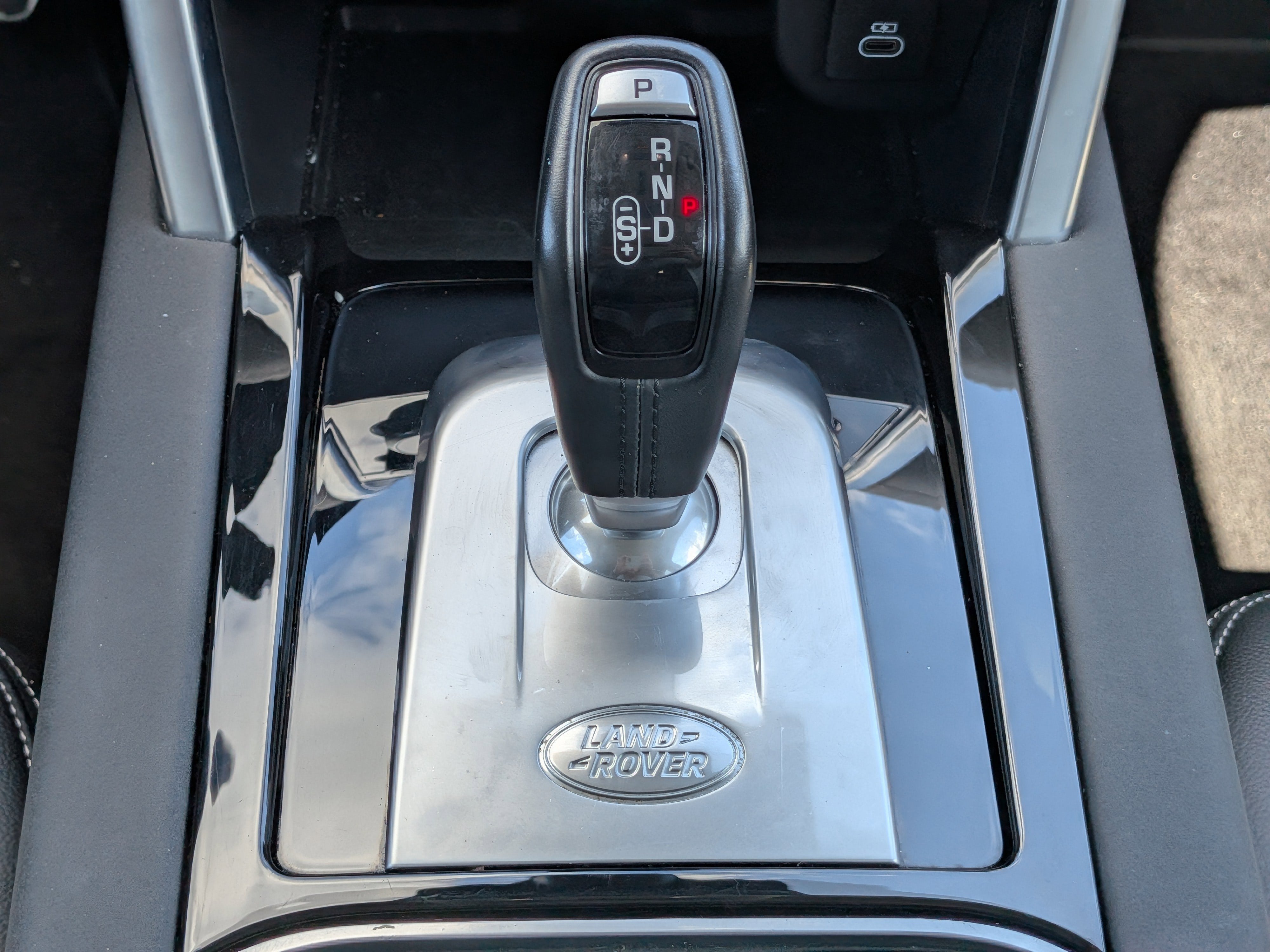 2023 Land Rover Discovery Sport SE R-Dynamic