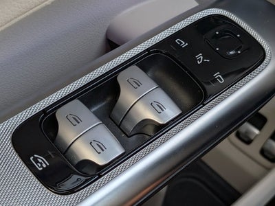 2025 Mercedes-Benz GLC 350e 4MATIC®