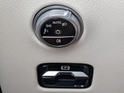 2025 Mercedes-Benz GLC 350e 4MATIC®