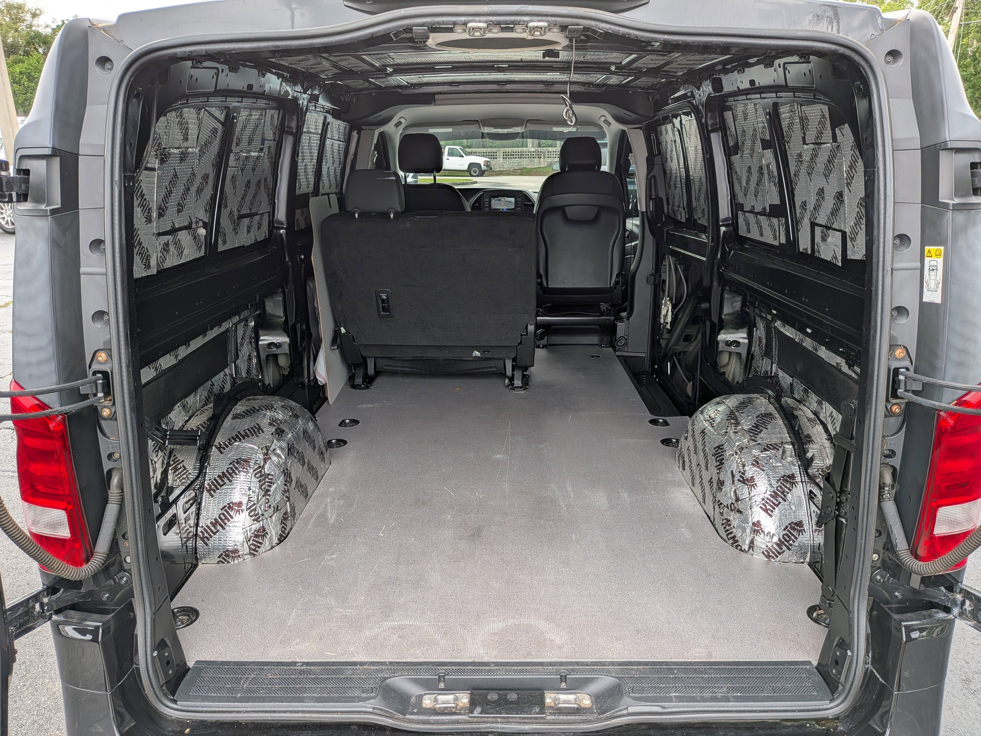 2021 Mercedes-Benz Metris Base