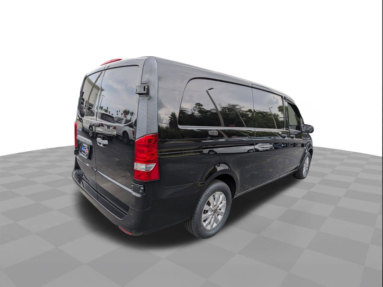 2021 Mercedes-Benz Metris Base