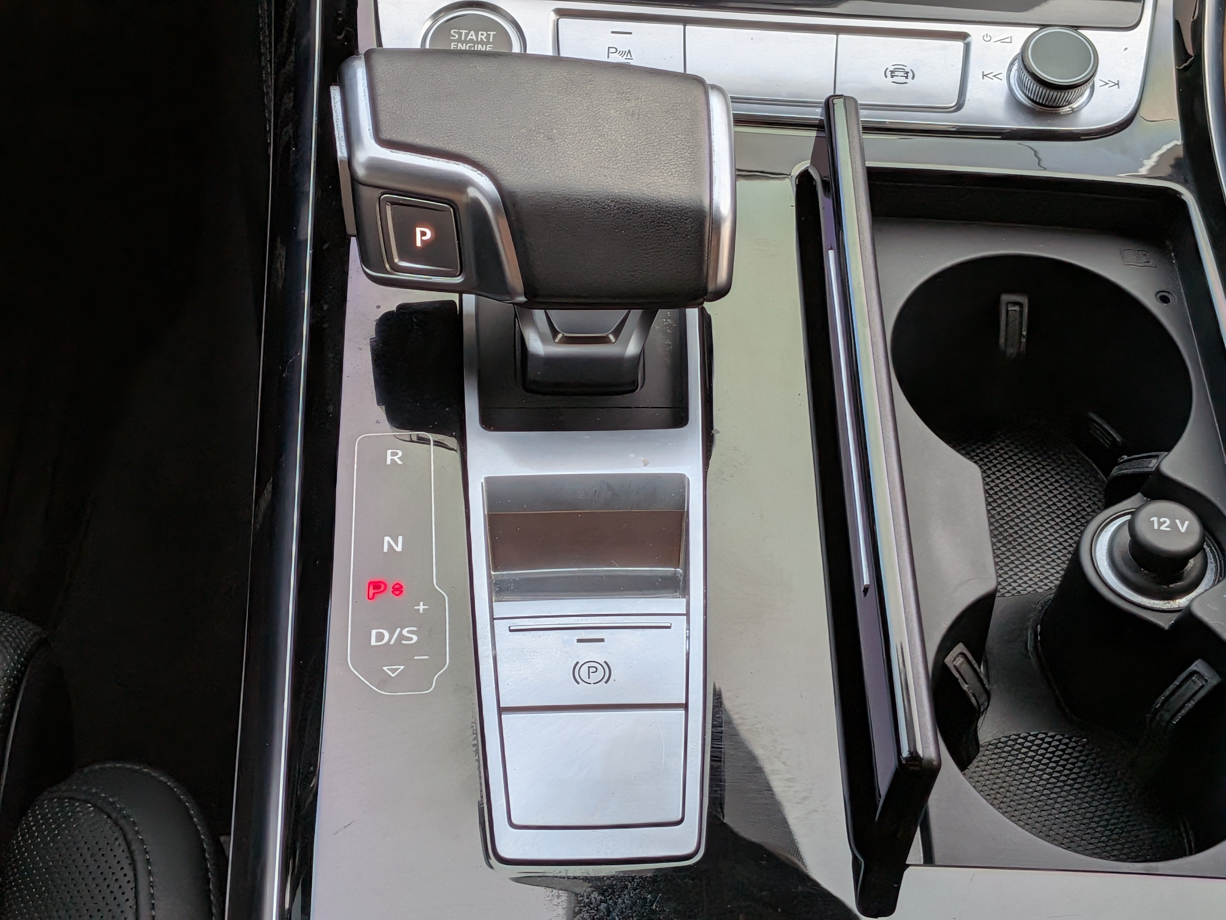 2022 Audi A8 L 55 TFSI quattro Tiptronic