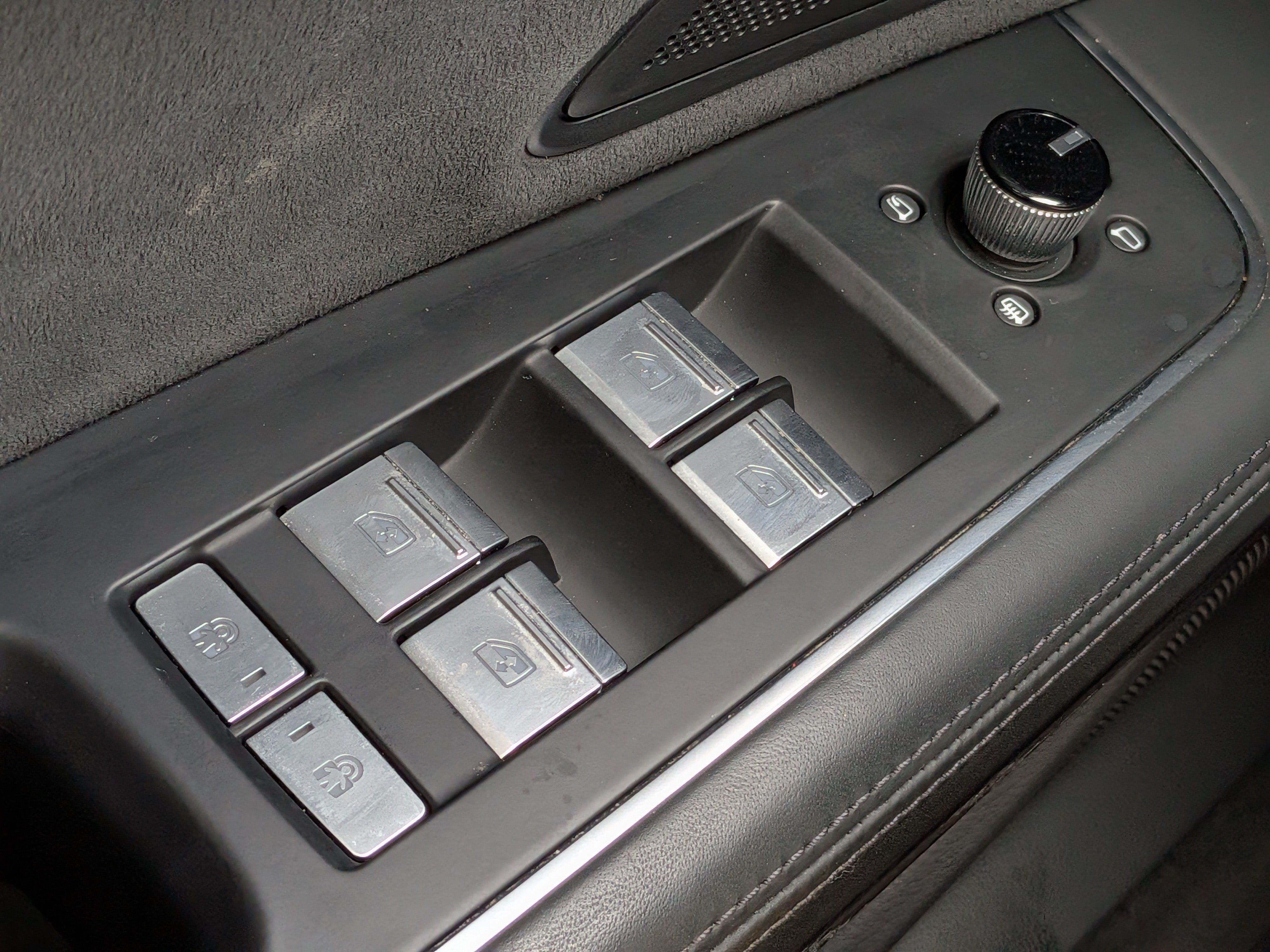 2022 Audi A8 L 55 TFSI quattro Tiptronic