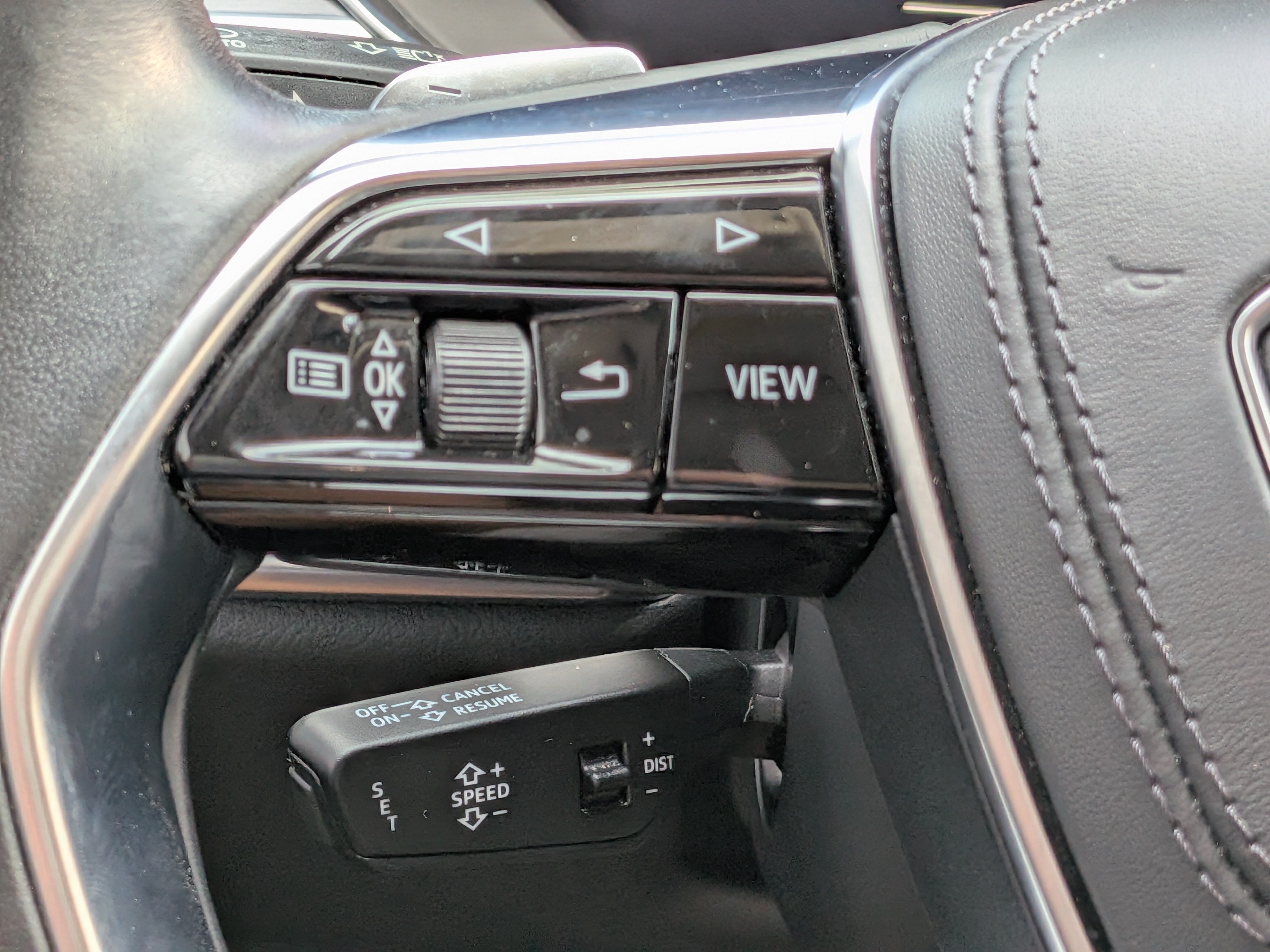 2022 Audi A8 L 55 TFSI quattro Tiptronic