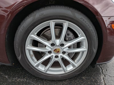 2019 Porsche Panamera 4
