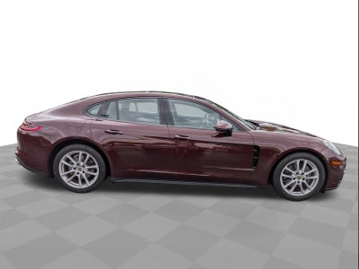 2019 Porsche Panamera 4