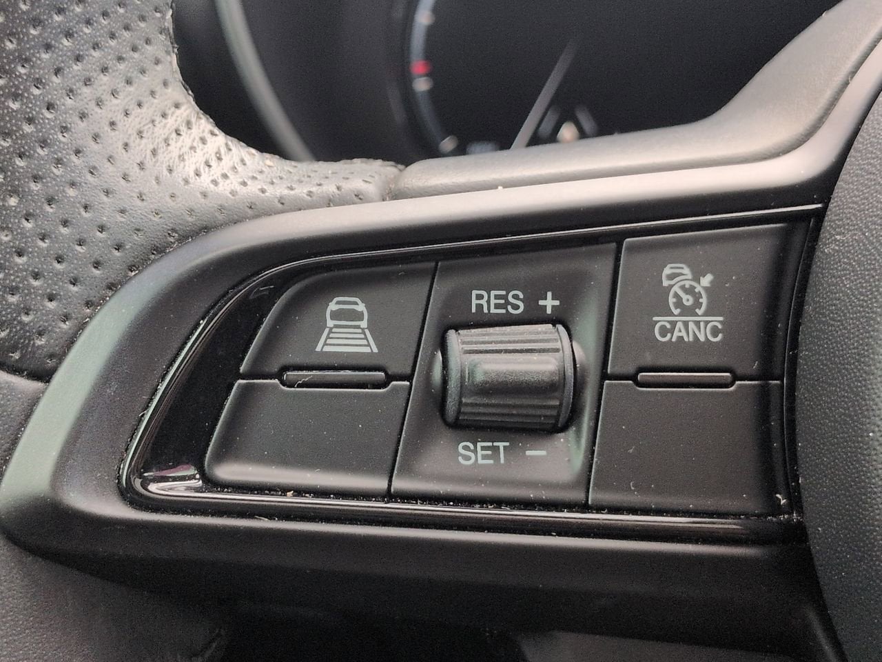 2024 Alfa Romeo Giulia Ti RWD